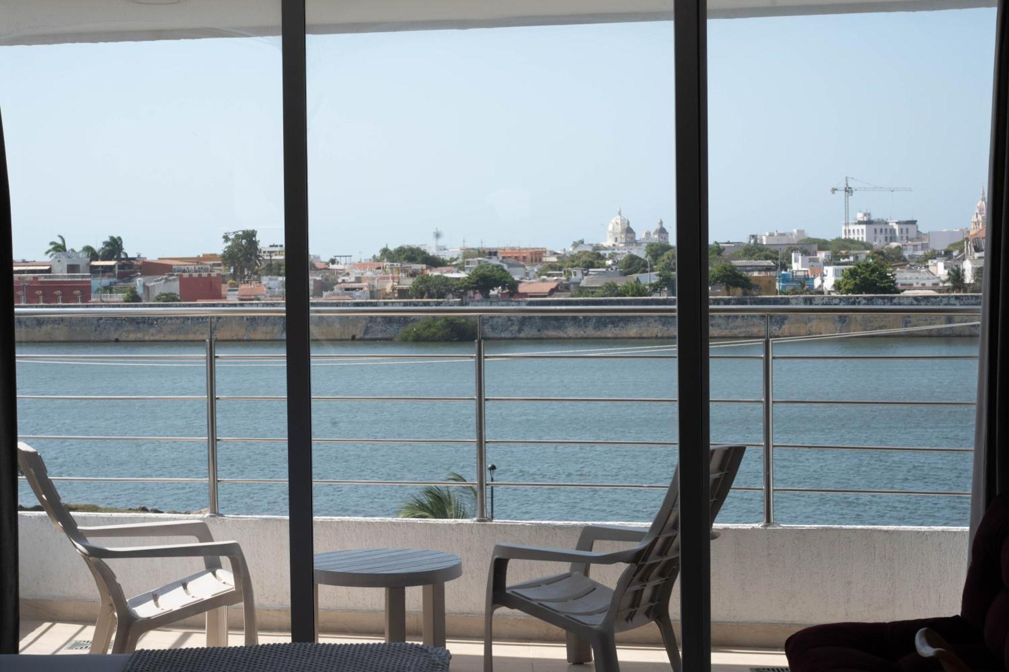 Suite Con Balcon Cerca Al Centro Картахена Экстерьер фото