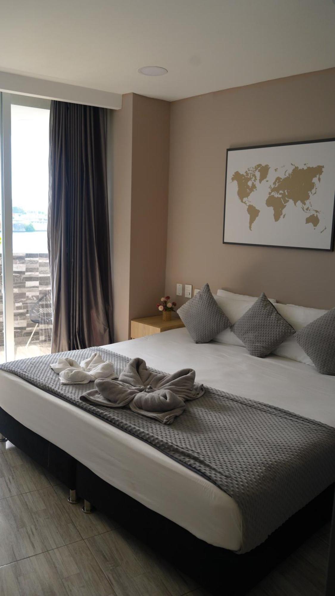 Suite Con Balcon Cerca Al Centro Картахена Экстерьер фото