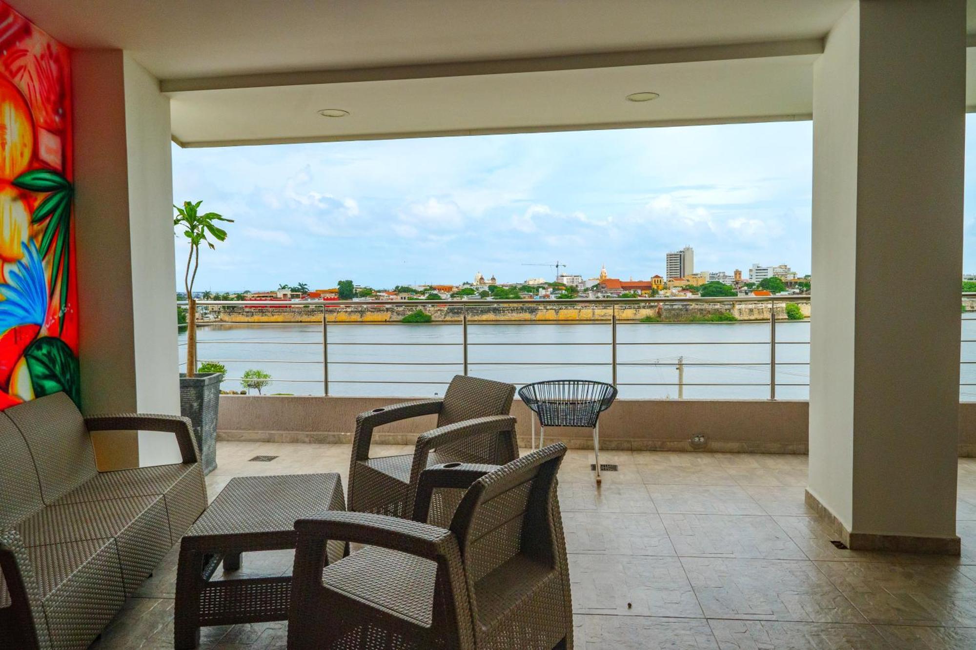 Suite Con Balcon Cerca Al Centro Картахена Экстерьер фото